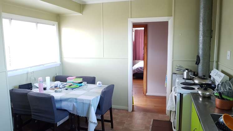 194 Weld Street Hokitika_4