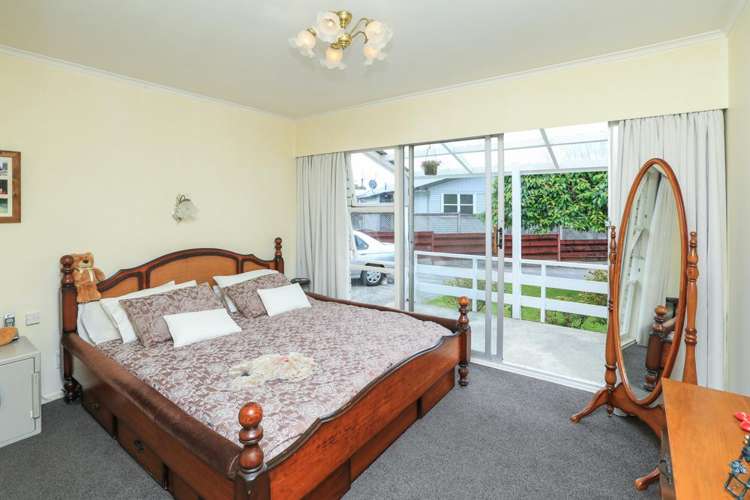 26 Te Anau Place Glenview_9