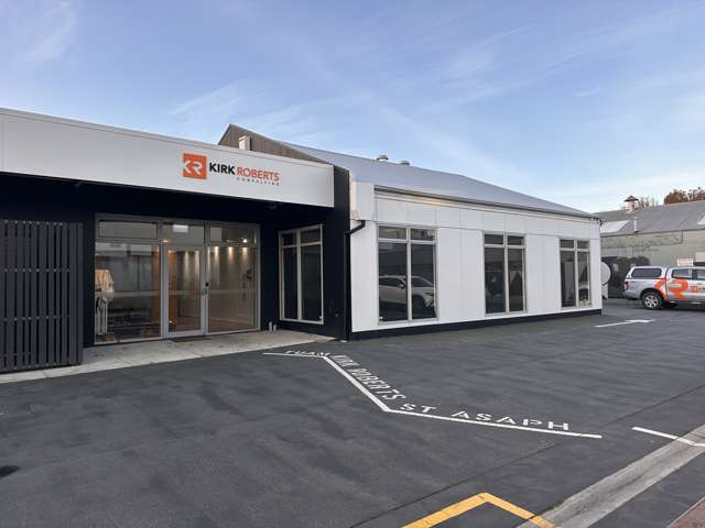 400m2* Contemporary Office in CBD