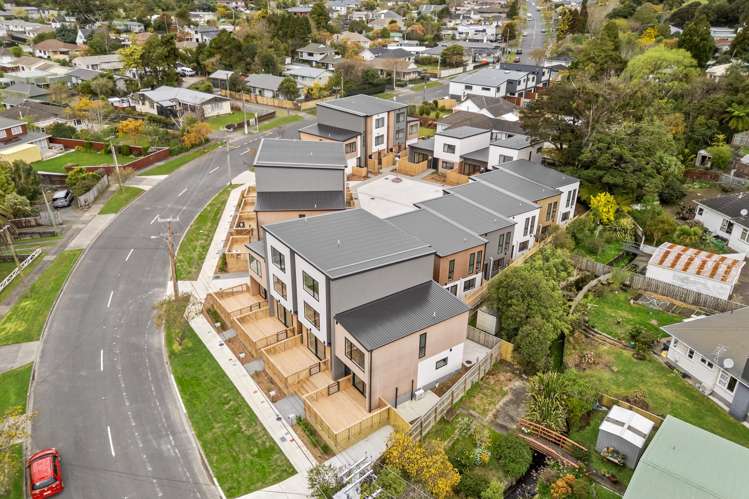 14/4; 15/4 Tawhai Street Stokes Valley_1