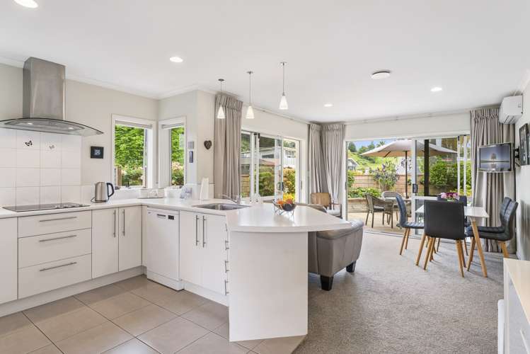 24/100 Millers Road Brookfield_1