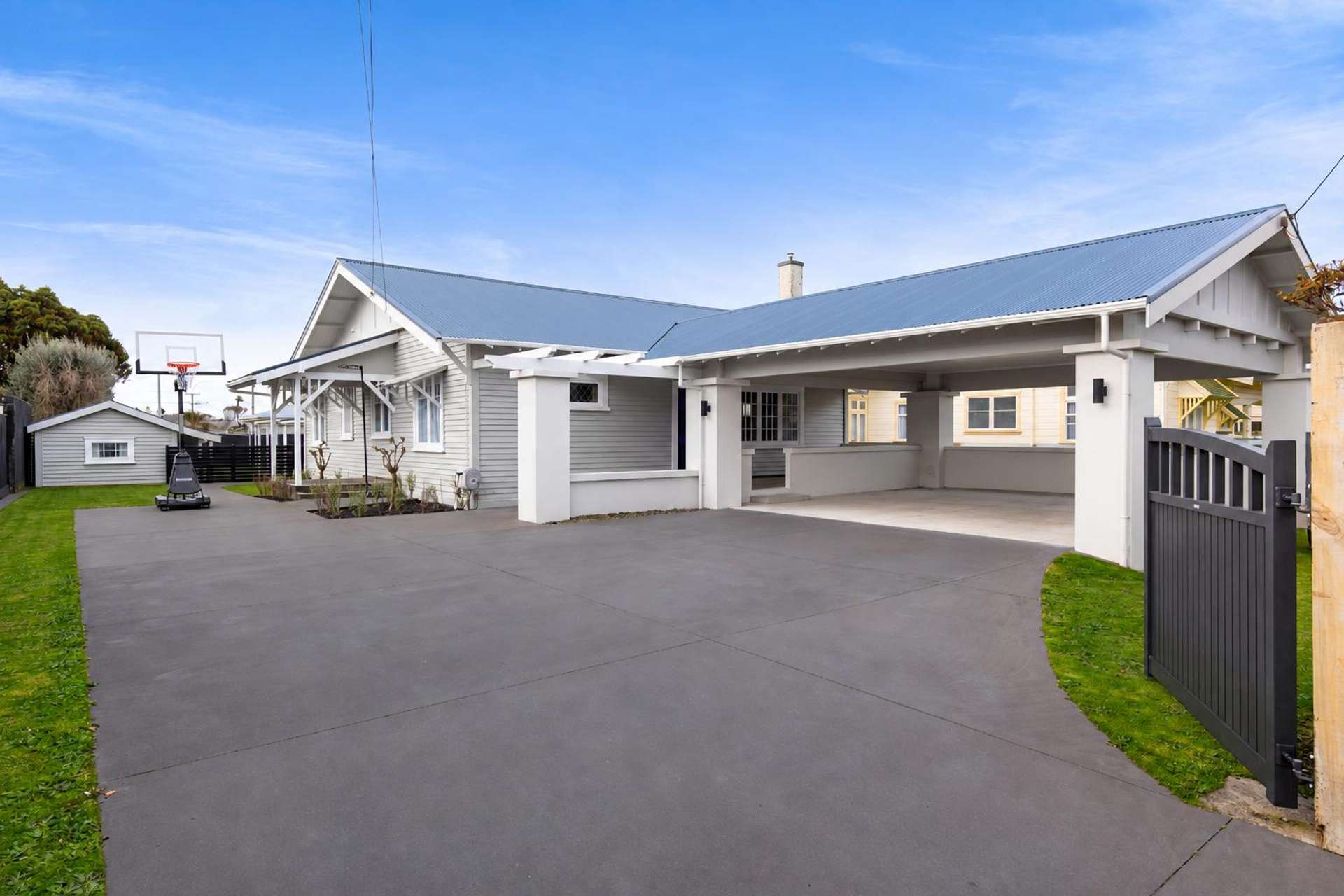 32 Surrey Street Hawera_0