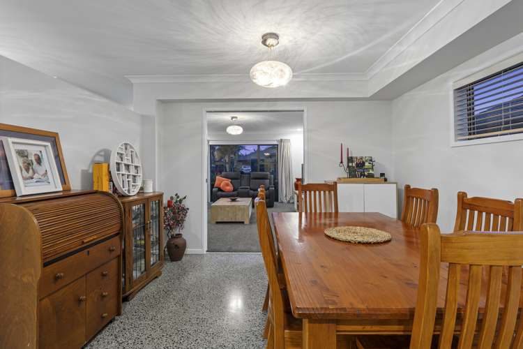 6 Serena Key Papamoa_15