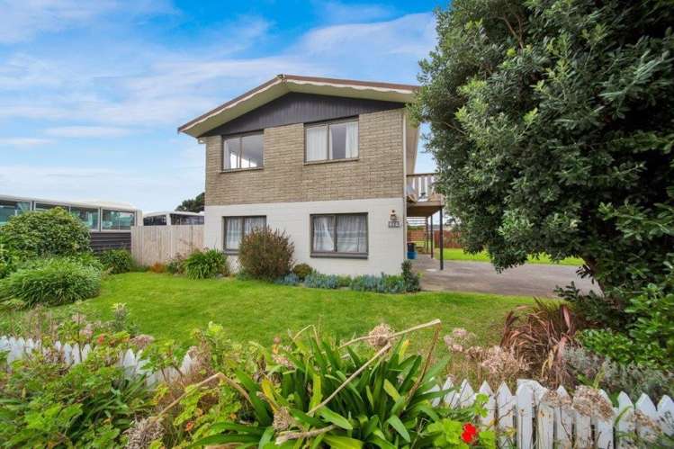 22 Dorset Street Opunake_17