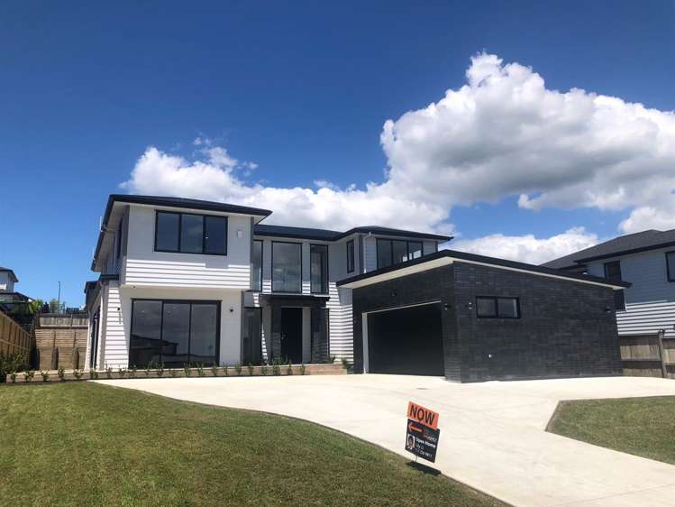 14 Whawhaki Road Beachlands_1