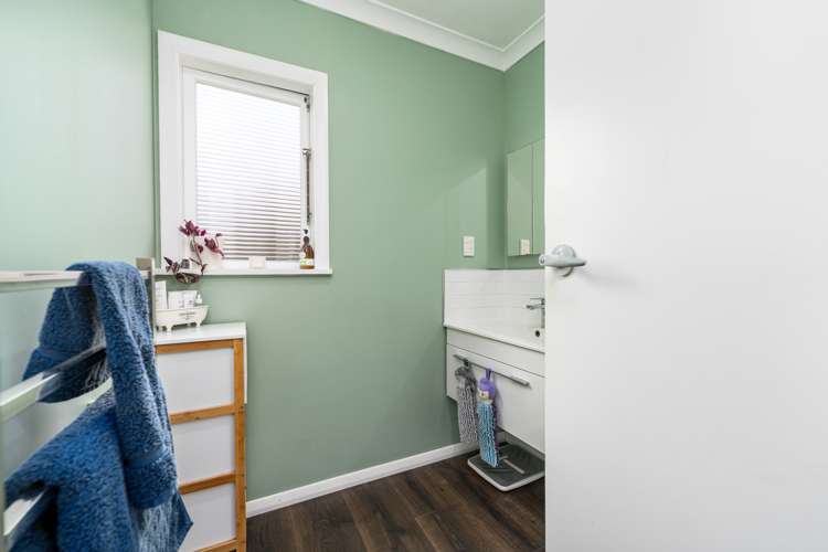 33 Camden Street Feilding_21