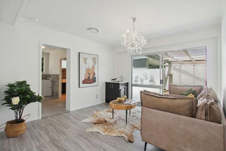 2/80 Cascades Road Pakuranga Heights_21