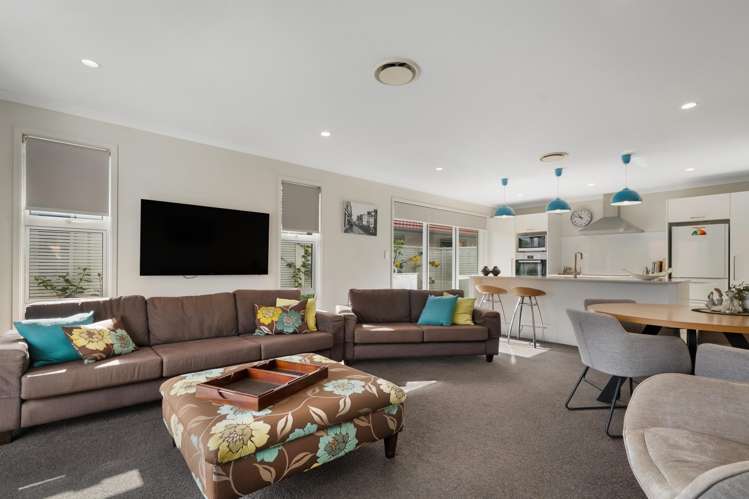 5 Gleneagles Drive Aongatete_8