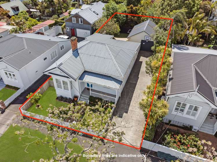 44 Mozeley Avenue Devonport_16