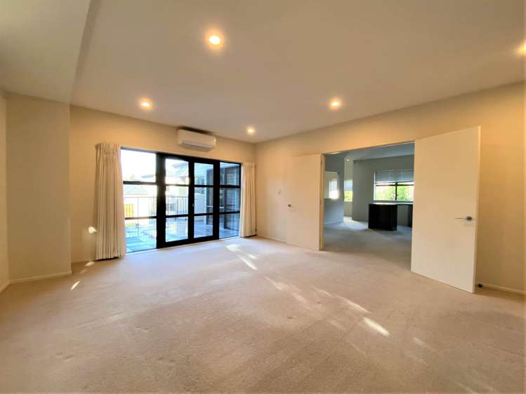 1/75 Beach Road Castor Bay_10