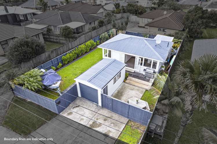 11 Grainger Road Te Atatu South_16