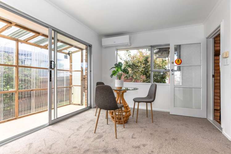 1263 Dominion Road Extension Mt Roskill_6