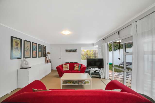 39d Wright Road Point Chevalier_1