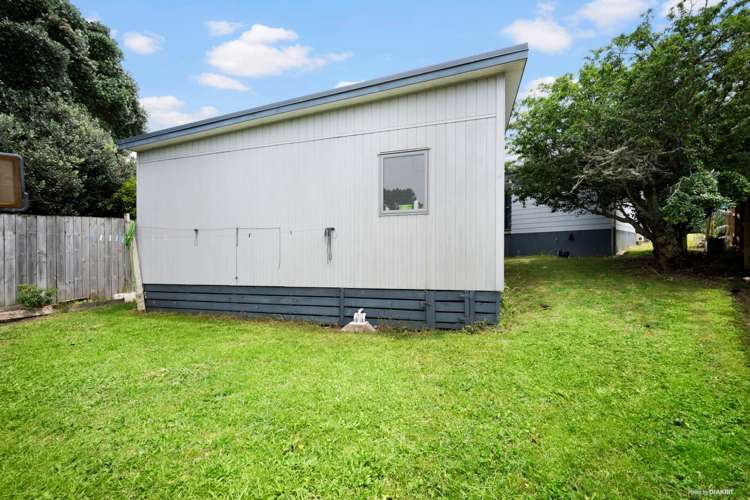 207 Gills Road Half Moon Bay_20