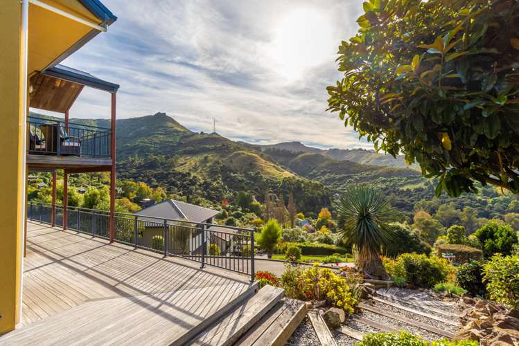 5 Hyland Brae Governors Bay_19