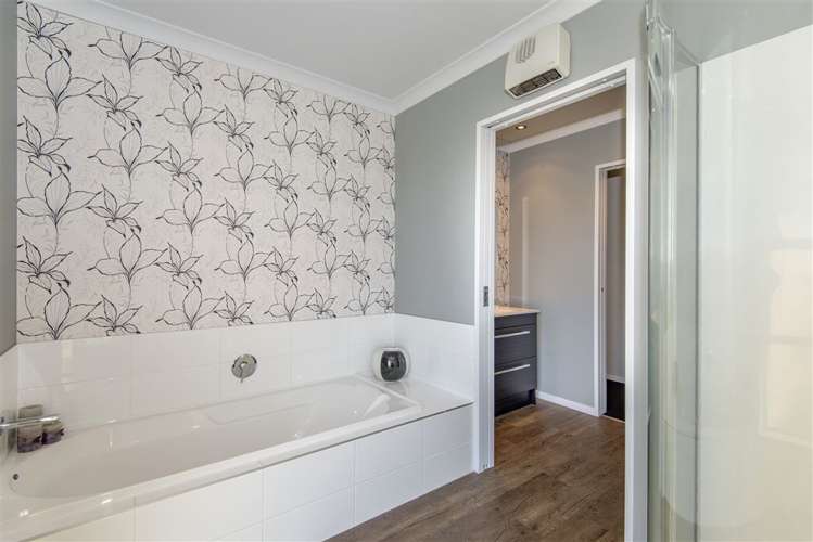 4 Riverside Way Amberley_20