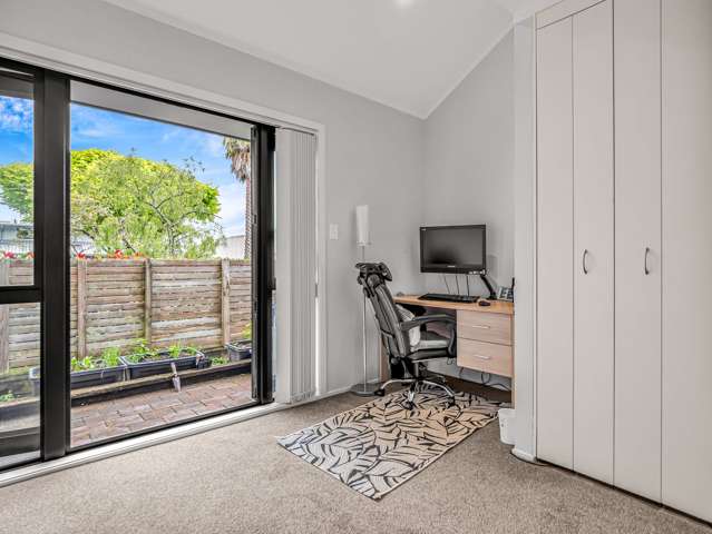 4A/30 Westward Ho Glen Eden_2