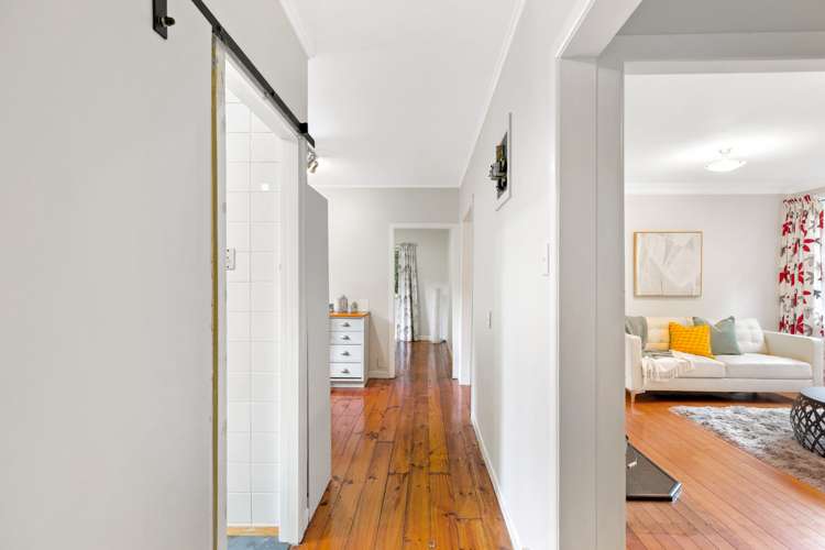 38 Laingholm Drive Laingholm_15