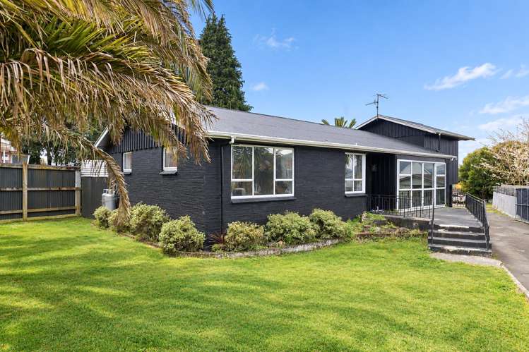 7 Thomas Crescent Western Heights_19