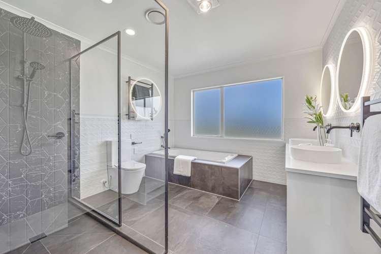 31 Regis Lane Flat Bush_24