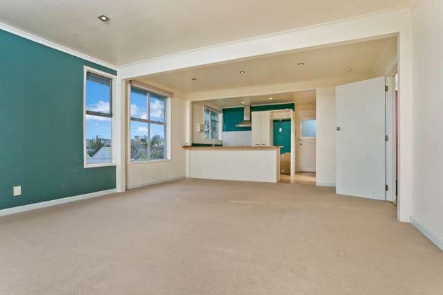 4 Phillip Parade Forrest Hill_4