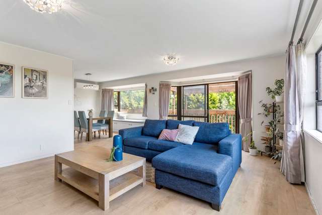 2/12 Greenvalley Rise Glenfield_4