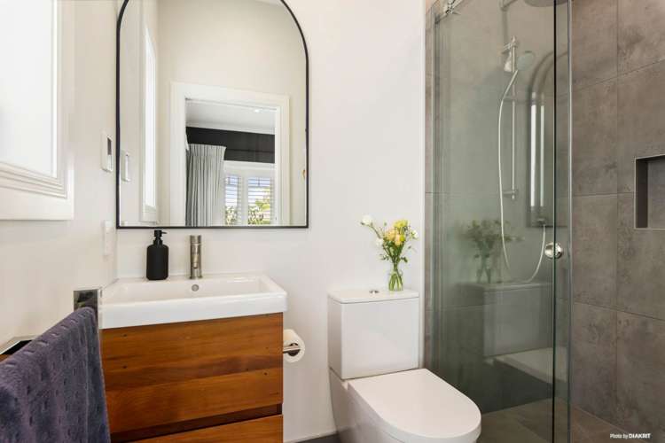 27 Chalmers Street Avondale_15