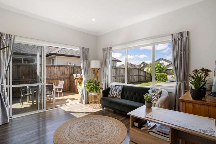 12 Paso Fino Crescent Karaka_5