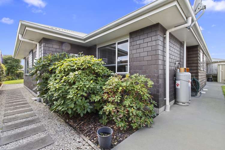 82C Smart Road Glen Avon_26