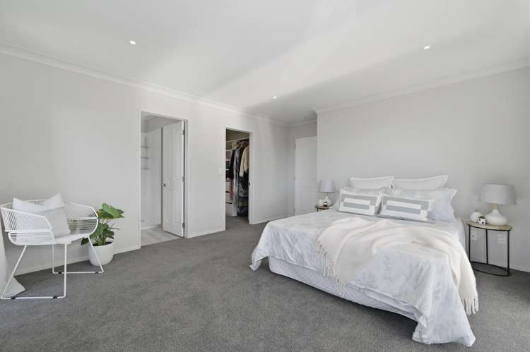 54 Mahonia Place Pyes Pa_14