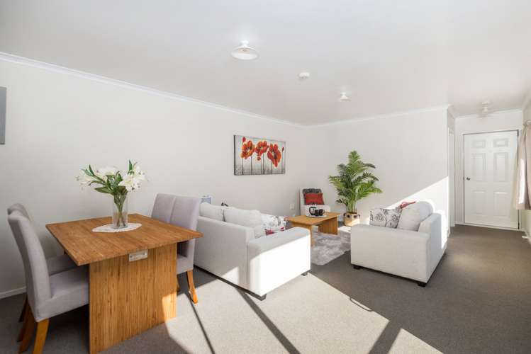 27 Harriet Street Favona_7