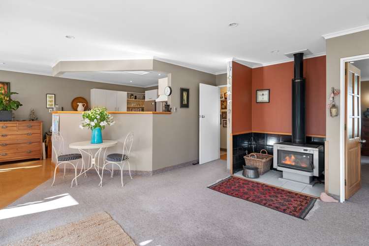 108 Willow Park Drive Opaki_8