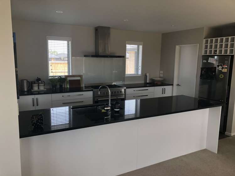 92 Charlbury Drive Rolleston_3