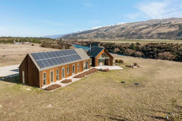 525 Maori Point Road Tarras_14