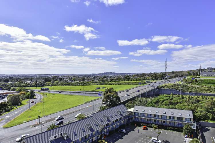 1005/8 Lakewood Court Manukau_9