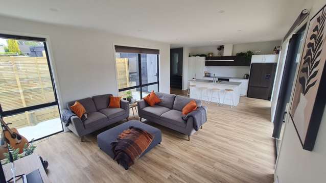 Newly built, 3 bedroom 2 bathroom townhouse.