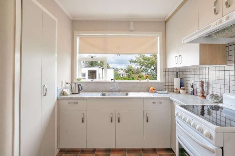 6 Mersea Place Maungatapu_8