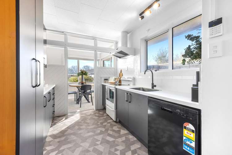 33 Frensham Crescent Woolston_6