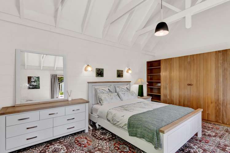 181 McHughs Road Swannanoa_10