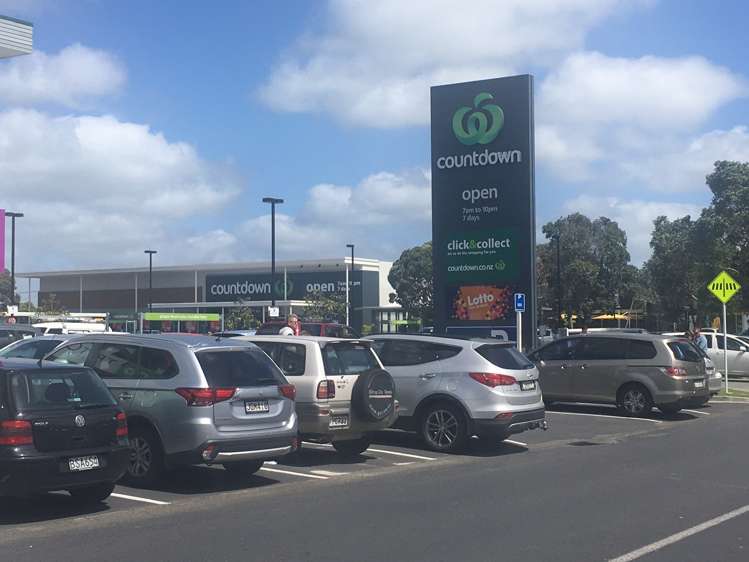 121 Centreway Road Orewa_26