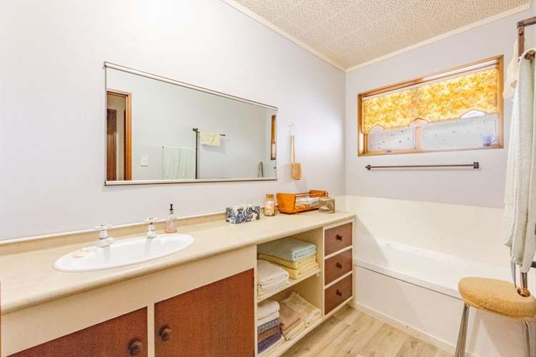 87 Porangahau Road Waipukurau and Surrounds_15