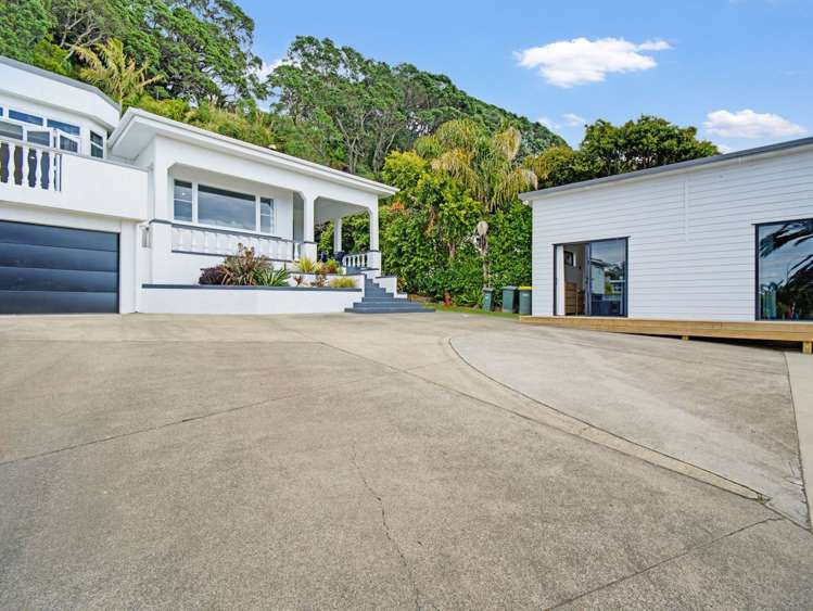 218 Pohutukawa Avenue_4