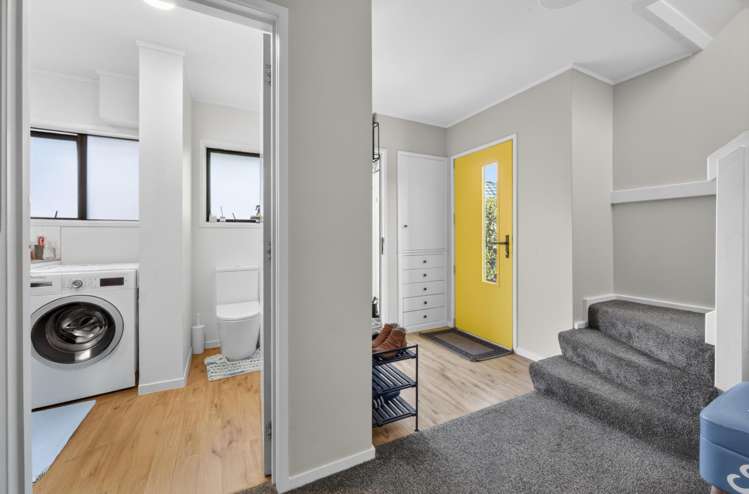 2/2 Nikau Street Stoke_15