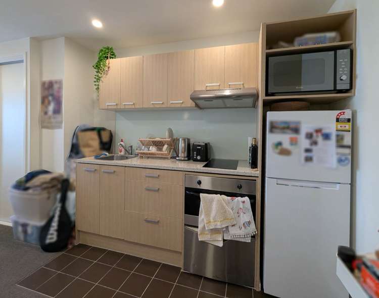 12B/135 Victoria Street West City Centre_3