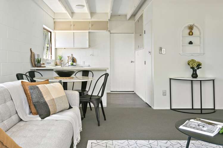 17a Tawa Street Melville_5