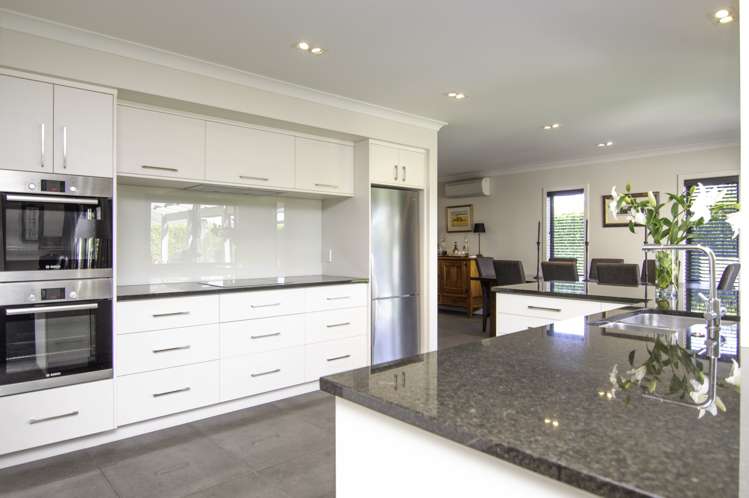 12 Trump Place Kelvin Grove_8