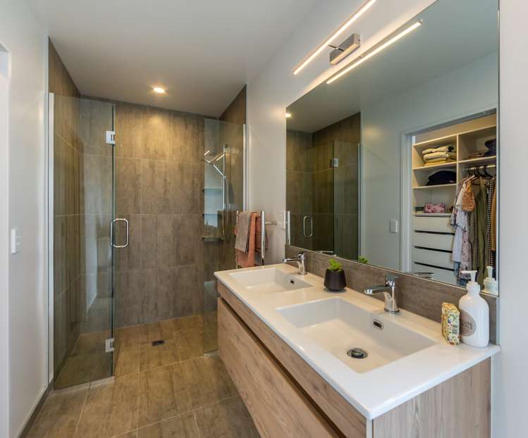 96 Oaks Drive Lincoln_21