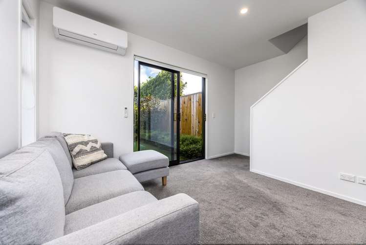 11/10 Fathom Place Te Atatu Peninsula_8