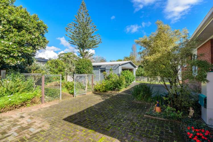5 Paramu Avenue Birkdale_10