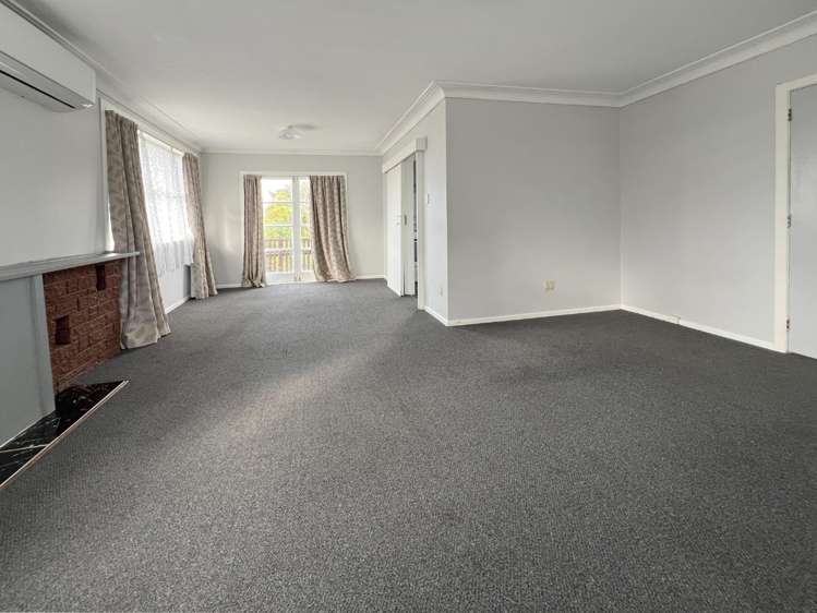 5 Kelwyn Road Kelston_3